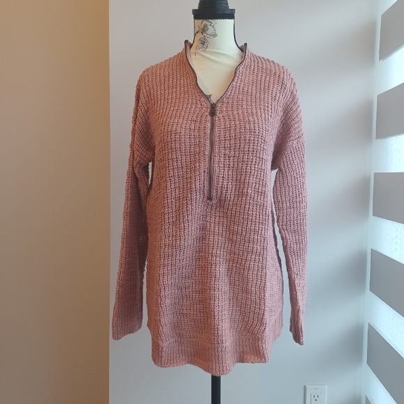 Ardene Zipper Neck Sweater - Picture 1 of 6